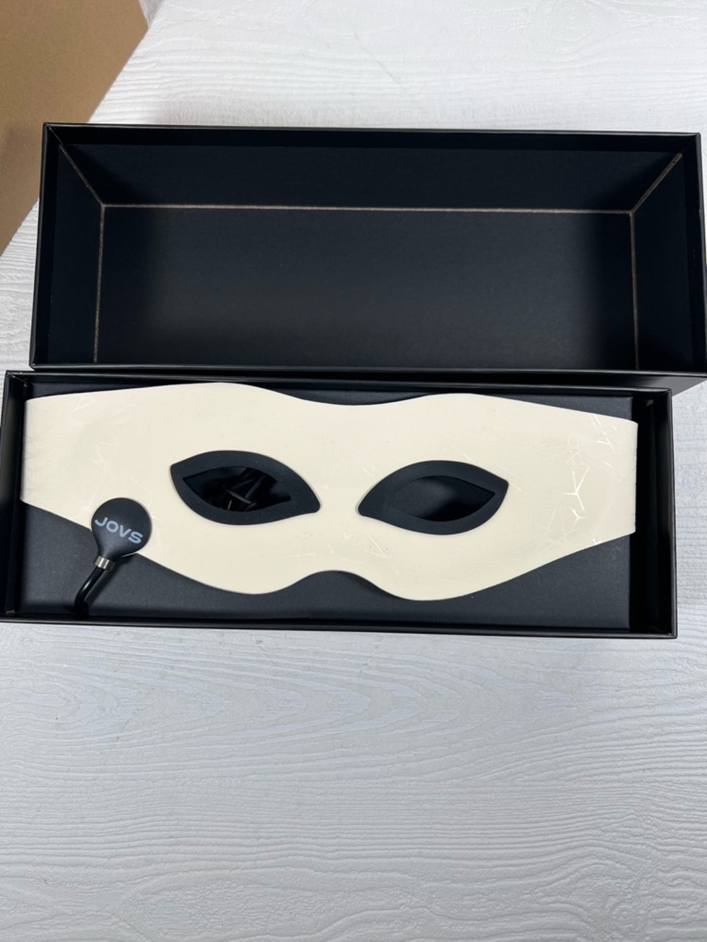 JOVS RLT LED Eye Skincare Mask - Picture 2 of 13